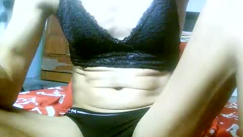 CHUN LY online show from 05/08/26, 02:28