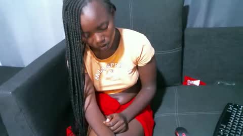 Vee online show from 01/10/26, 07:43