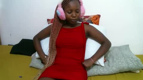 Vee online show from 04/09/26, 06:41