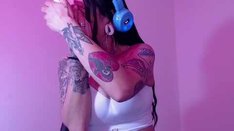 EnchantressQueen online show from 07/30/26, 05:34