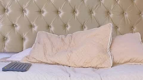 Snapshot of ened_nessa chatting on 02/10/25, 06:35   Schedule 600a.m - 200p.m Col hour online show from 02/10/25, 06:35