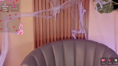 Snapshot of ened_nessa chatting on 10/23/25, 02:16   Schedule 600a.m - 200p.m Col hour online show from 10/23/25, 02:16