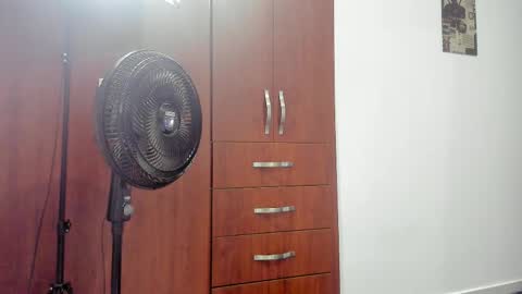 Gio online show from 04/12/26, 02:38