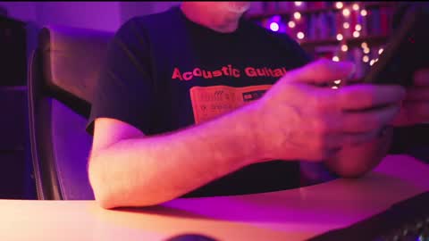 Snapshot of energybra chatting on 12/29/24, 01:24 uk online show from 12/29/24, 01:24