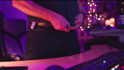 Snapshot of energybra chatting on 01/25/25, 12:38 uk online show from 01/25/25, 12:38