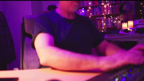 Snapshot of energybra chatting on 02/23/25, 09:16 uk online show from 02/23/25, 09:16