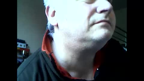 englishguysurrey online show from 04/16/26, 05:41