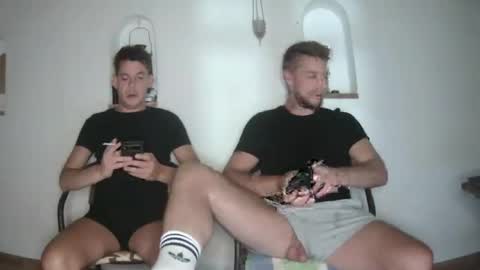 Snapshot of englishladxxx chatting on 05/30/26, 09:01 Englishladxxx online show from 05/30/26, 09:01