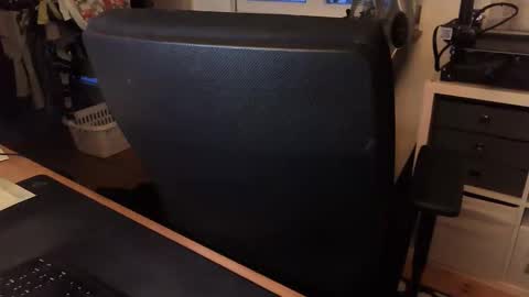 enirooo online show from 01/07/26, 04:09