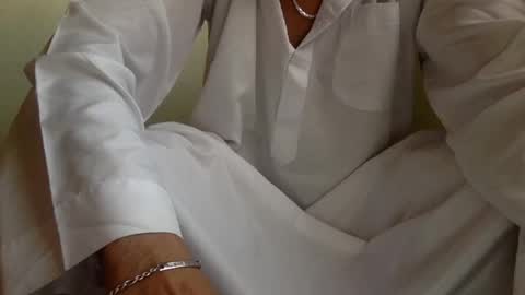 Snapshot of enjooythenut chatting on 01/23/25, 02:28 Batman online show from 01/23/25, 02:28