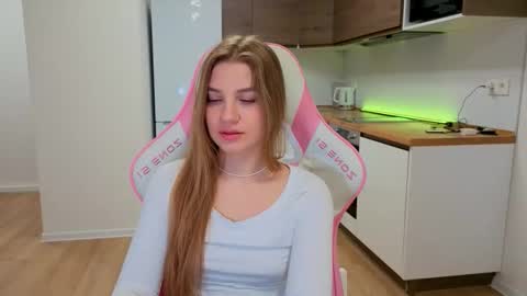 enjoyeverymoment_ online show from 03/17/26, 08:34