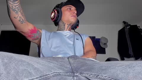 enjoymycock99 online show from 12/04/24, 01:58