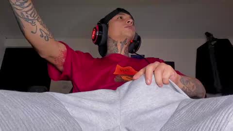 enjoymycock99 online show from 12/18/24, 04:20