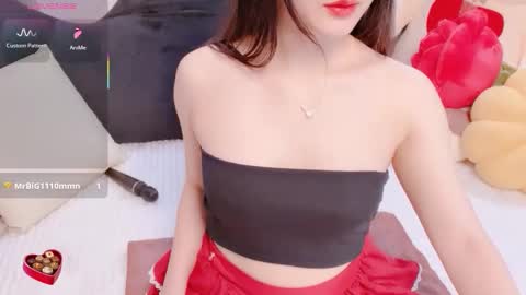 Snapshot of enmilia chatting on 02/04/26, 04:40 Enmilia online show from 02/04/26, 04:40