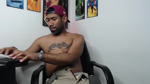 Snapshot of enriblack92 chatting on 01/19/25, 01:32 enriblack92 online show from 01/19/25, 01:32