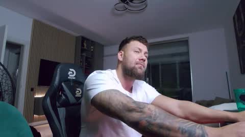 Erik online show from 02/09/26, 08:02