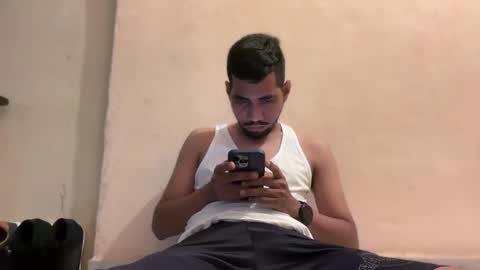 Enriquegc197 online show from 12/21/24, 08:32