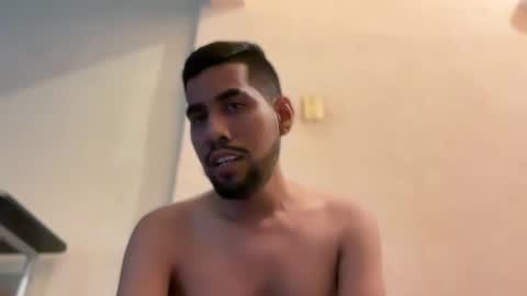 Enriquegc197 online show from 01/17/25, 06:33