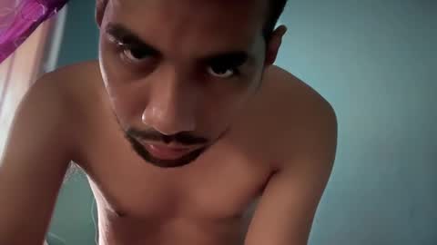 Enriquegc197 online show from 02/18/25, 04:59