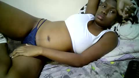 Ell online show from 04/18/26, 07:07