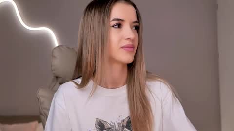 entya online show from 02/05/26, 07:35