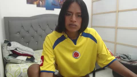 Snapshot of enyelin chatting on 10/12/25, 12:37 Enyenlina online show from 10/12/25, 12:37