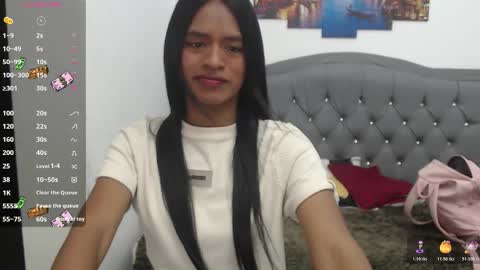 Enyenlina online show from 11/15/25, 12:34