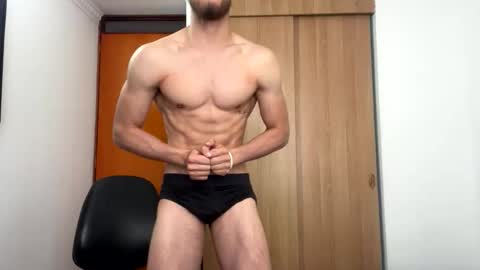 Snapshot of enzo_savage chatting on 05/06/26, 07:19 enzo_savage online show from 05/06/26, 07:19