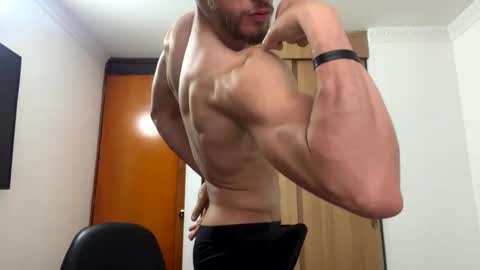 Snapshot of enzo_savage chatting on 06/01/26, 11:45 enzo_savage online show from 06/01/26, 11:45
