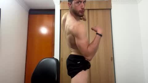 Snapshot of enzo_savage chatting on 06/03/26, 11:46 enzo_savage online show from 06/03/26, 11:46