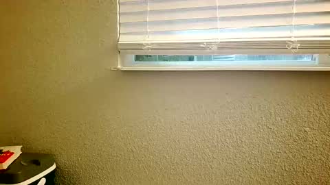 Snapshot of eofficiall chatting on 12/20/24, 09:43 Eve online show from 12/20/24, 09:43