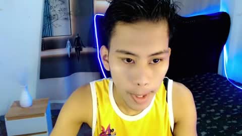 Snapshot of eouae chatting on 07/09/26, 10:19 ask me online show from 07/09/26, 10:19