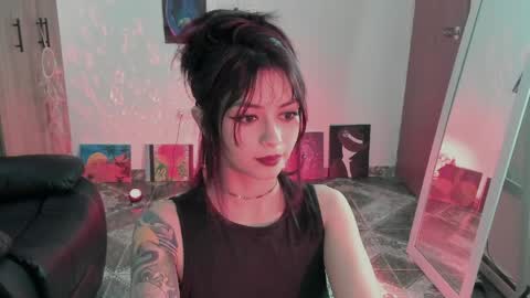 Leyla online show from 05/13/26, 08:38