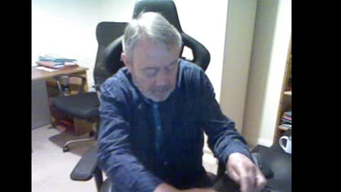 erasmus_d online show from 12/11/24, 05:59