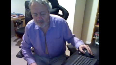 erasmus_d online show from 01/20/25, 06:21