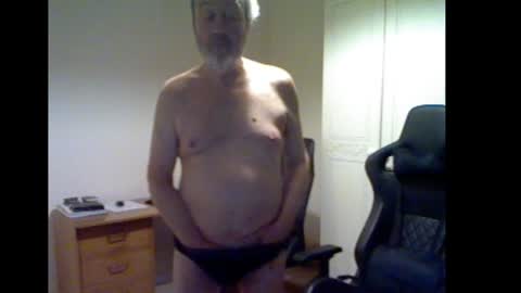 erasmus_d online show from 02/05/25, 06:37