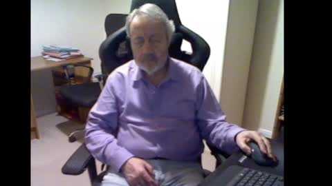 erasmus_d online show from 02/08/25, 05:29