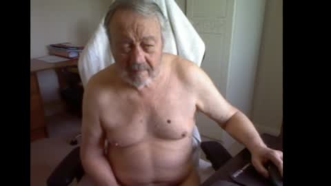 erasmus_d online show from 04/08/26, 11:32