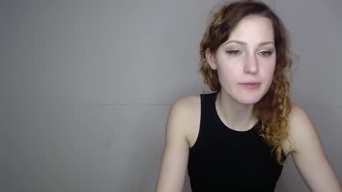 Erdbeeren mit Sahne online show from 01/12/25, 12:01