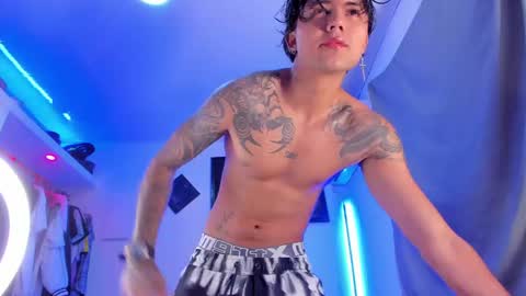 Snapshot of eren_blade_ chatting on 12/03/24, 01:30 Tht BOSS Eren online show from 12/03/24, 01:30