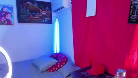 Snapshot of eren_blade_ chatting on 01/28/25, 10:45 Tht BOSS Eren online show from 01/28/25, 10:45