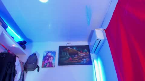 Snapshot of eren_blade_ chatting on 03/01/25, 04:04 Tht BOSS Eren online show from 03/01/25, 04:04