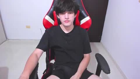 eren_tatakae online show from 02/20/26, 03:14