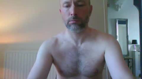 Snapshot of eric334418 chatting on 04/24/26, 07:55 eric334418 online show from 04/24/26, 07:55