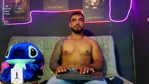 Brayan online show from 11/15/25, 02:20