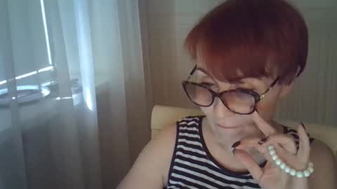 Snapshot of erica_lynn chatting on 05/01/26, 12:43 erica_lynn online show from 05/01/26, 12:43