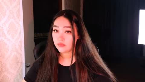 Erica Wayne online show from 11/29/25, 10:13