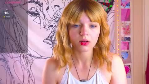 Snapshot of erica_winterr chatting on 09/25/25, 04:05 Erica Winterr online show from 09/25/25, 04:05