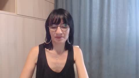 ericablack8 online show from 09/12/25, 01:22