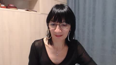 ericablack8 online show from 09/19/25, 03:13